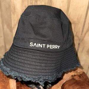 PO: Saint Perry Hat